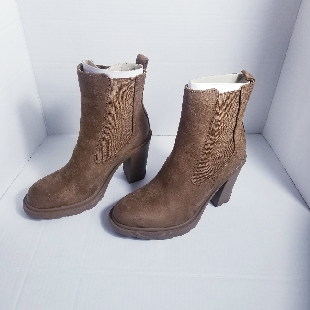 NEW IN BOX NINE WEST REAM SUEDE CHELSEA BOOTS COGNAC BROWN COLOR SIZE 7 - Picture 11 of 11